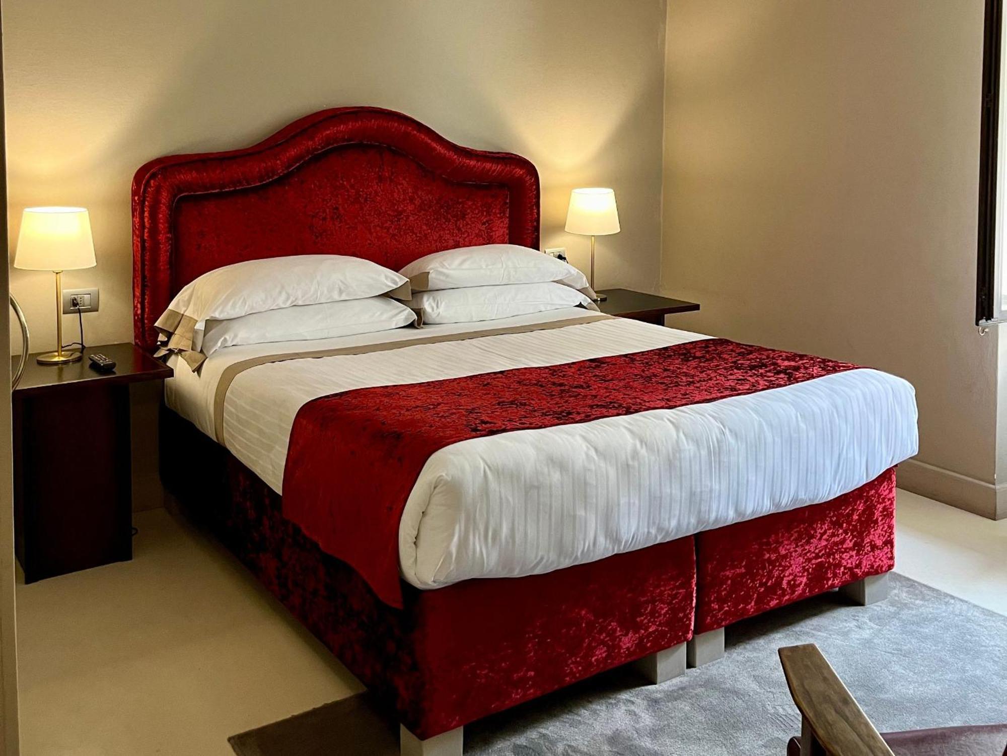 Palazzo San Niccolò 4*