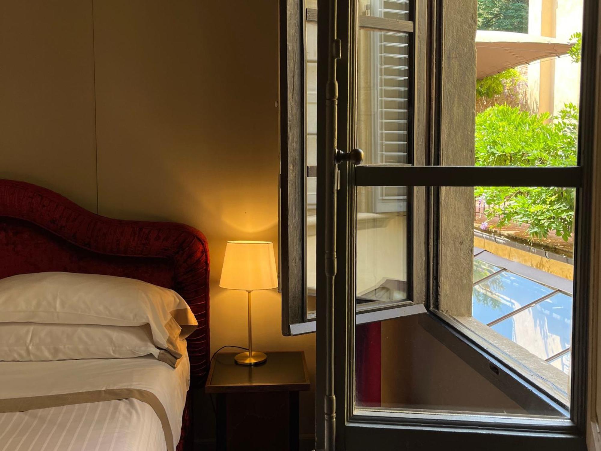 Aparthotel Numa Palazzo San Niccolo Florenz